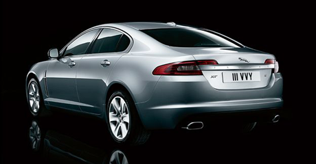 Jaguar bringt neue Variante des XF