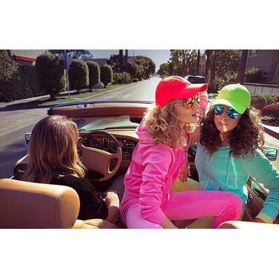 Rosie Huntington-Whiteley kunterbunt für Juicy Couture