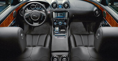 Luxus-Raubkatze zeigt neuerdings Krallen