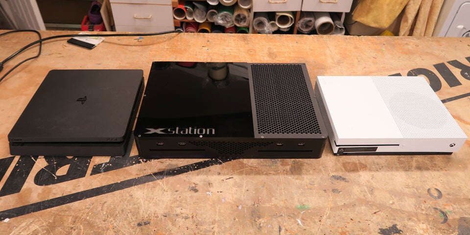 XStation: PS4 & Xbox One in einem Gehäuse