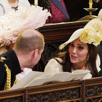 Meghan & Harry im Jaguar