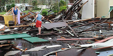 Zyklon "Yasi" fordert erstes Todesopfer