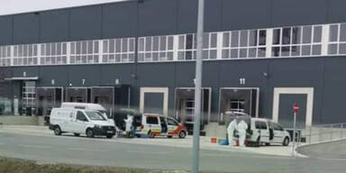 Keine weiteren Corona-F&auml;lle in Amazon-Verteilzentrum in N&Ouml;