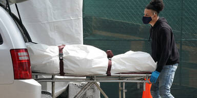 Corona Toter in New York