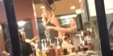 Wegen McChicken: McDonald's-Kundin dreht durch