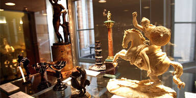 Luxus-Inventar von Yves Saint Laurent verstiegert