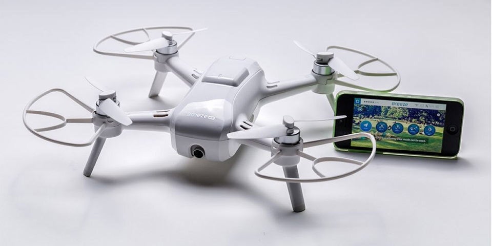 Hightech-Drohne mit 4K-Kamera bei Spar