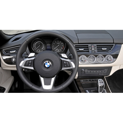 Sportroadster mit zwei Gesichtern