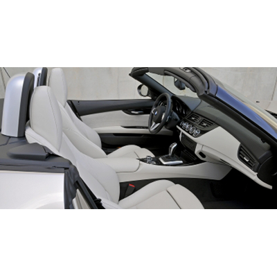 Sportroadster mit zwei Gesichtern