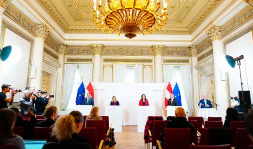 Sozialminister Rauch, Familienministerin Raab, Justizministerin Zadic und Innenminister Karner.