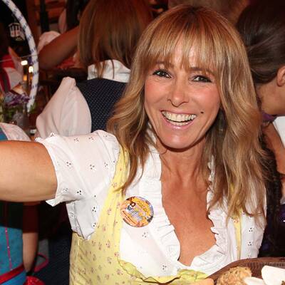 Wer hat das schönste Dirndl-Dekolleté?