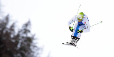 Schwerer Sturz bei Skicross-Rennen