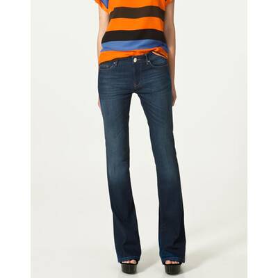 Schlaghosen sind wieder in