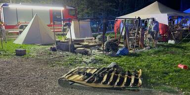 Zeltbrand bei Mittelalterlager