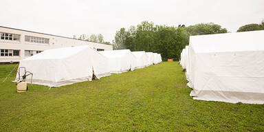 Dauerregen setzt Zelt-Flüchtlingen zu