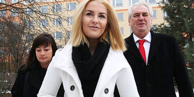 Porno-Skandal um hübsche Zeman-Tochter