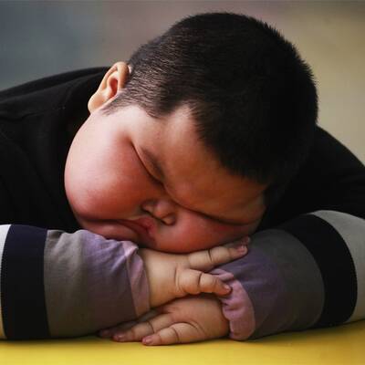 Neue Fotos vom dicksten Kind der Welt