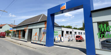 R&auml;uber fesselten 8 Supermarkt-Angestellte