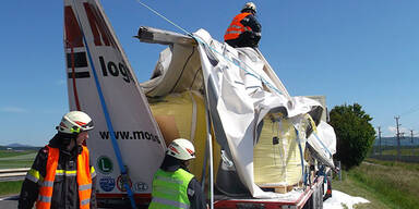 S33: Lkw verlor kristallisierte Zitronensäure