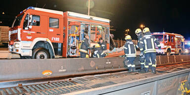 Zwei illegale Flüchtlinge auf Güterzug getötet