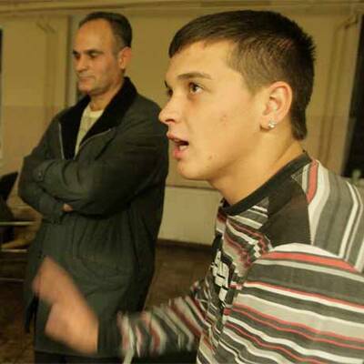 4 Kinder im Asylantenlager