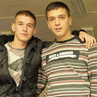 4 Kinder im Asylantenlager