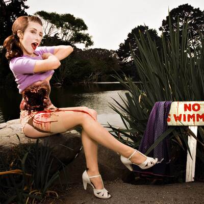 Makabre Beautys: My Zombie Pin-up Calendar