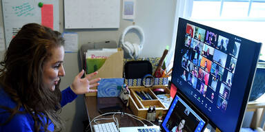 Zoom bald mit Echtzeit-&Uuml;bersetzung