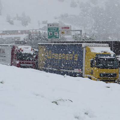 Schnee-Chaos am Brenner