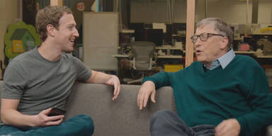 Mark Zuckerberg bittet Bill Gates um Rat