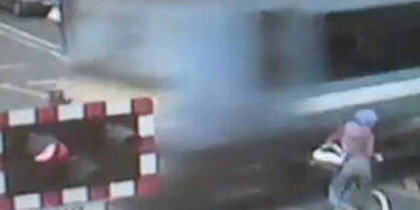 Knapp dem Tod auf dem Gleis entgangen