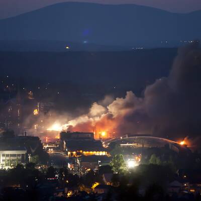 Tankzug rast in Kleinstadt