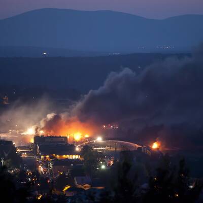 Tankzug rast in Kleinstadt