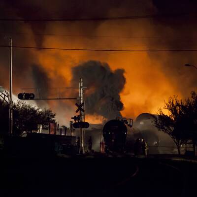 Tankzug rast in Kleinstadt