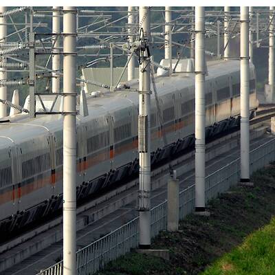 23:55 Zirkuszelt stürzt ein