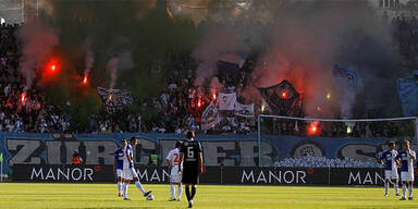 Ausschreitungen: Derby in Zürich abgebrochen 