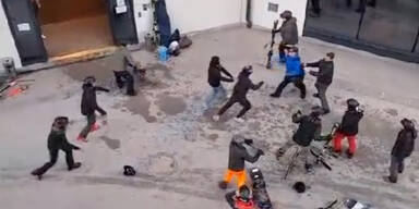 Video zeigt Massenschl&auml;gerei in Skigebiet