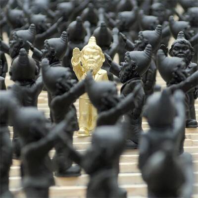 Hitler-Zwerge erregen Gemüter