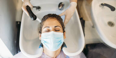 S&uuml;dafrika-Cluster in Waldviertler Friseursalon